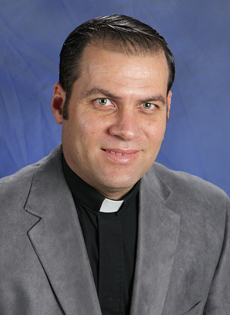 ADOM :: Fr. Ivan Rodríguez