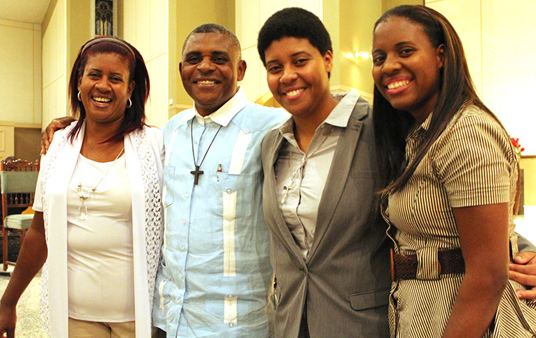 Sister Eridania Reinoso (center right), who made her first profession of vows to the Claretian Missionaries, poses with her mother, Josefina Reinoso (left), her father, Deacon Francisco Reinoso, and her sister Odettis Reinoso (right) who came from the Dominican Republic to witness the celebration.