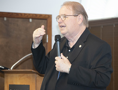 Rogelio Zelada, associate director for Hispanic formation in the Office of Lay Ministry, recounts "The history of the Mass: The living language of tradition," in his Spanish-language workshop at the annual Enrichment Day for lay ministers past, present and in formation.