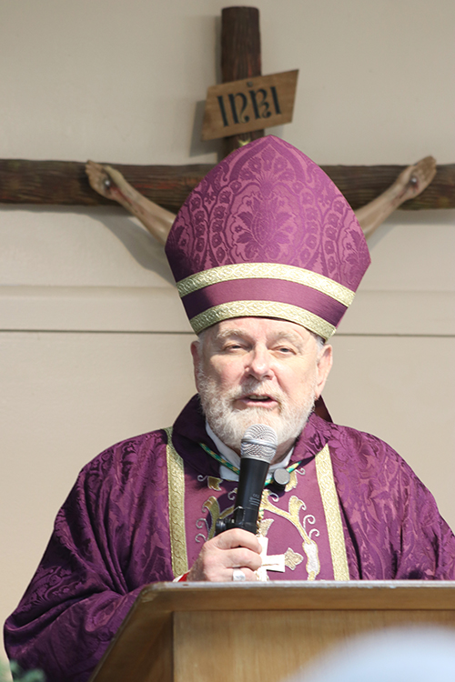 Archbishop Thomas Wenski preaches his homily in memory of Father Mario Vizcaino, founder of the Southeast Pastoral Institute for Hispanic Ministry, SEPI, Dec. 4, 2024 at SEPI.