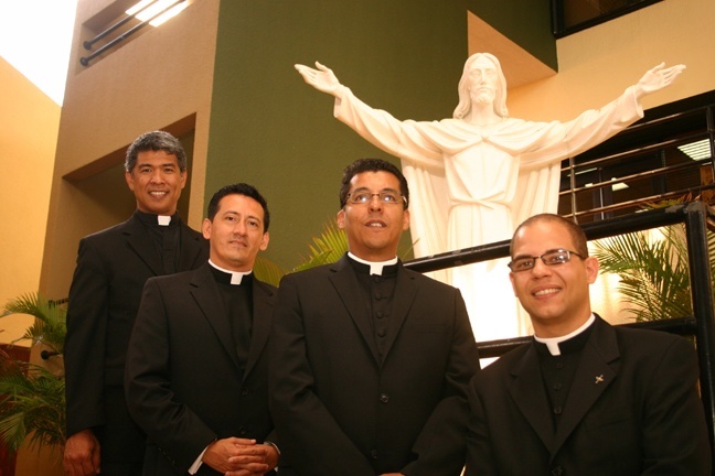 On May 8 Jesus Jets Medina, Armando Tolosa, Giovanni de Jess Pea and Luis A. Rivero will be ordained to the priesthood at the Cathedral of St. Mary