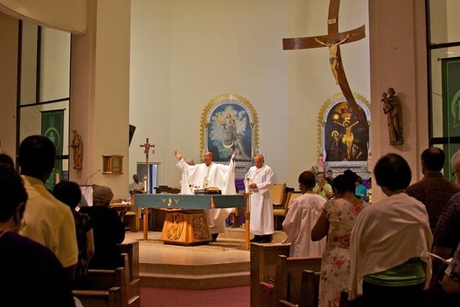 Hundreds of Jamaican-born Catholics from throughout Broward County gathered at Our Lady Queen Heaven Church in North Lauderdale to celebrate Jamaicans' emancipation and the country's independence Aug. 8.