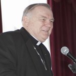 El Arzobispo Thomas Wenski reflexiona sobre el legado de Mons. Bryan Walsh, a quien sigui como director ejecutivo de Caridades Catlicas.