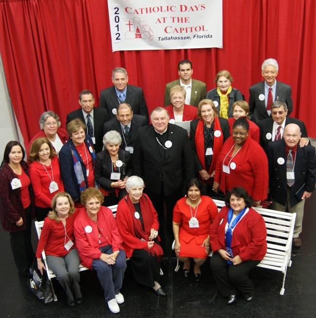 Archbishop Thomas Wenski poses for a photo with members of the Miami delegation to Catholic Days at the Capitol.