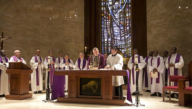 Archbishop Thomas Wenski celebrates the Mass by bishops and priests from Haiti, Germany, France and Miami.