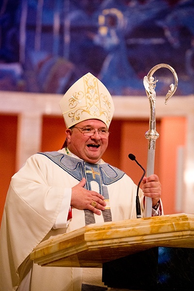 Bishop Peter Baldacchino speaks at the end of his ordination ceremony at the cathedral.