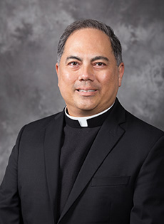 ADOM :: Fr. Ivan Rodríguez