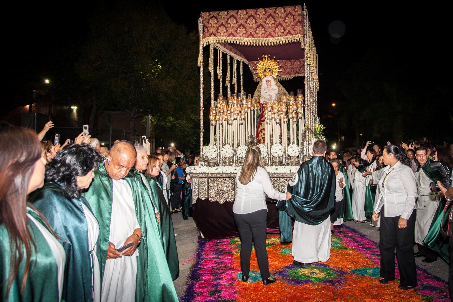 ADOM :: La Macarena of Seville processes through Miami's streets