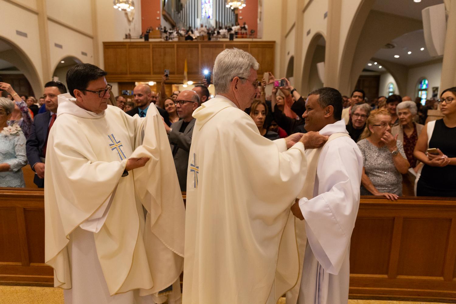 ADOM :: Four new priests ordained for Miami