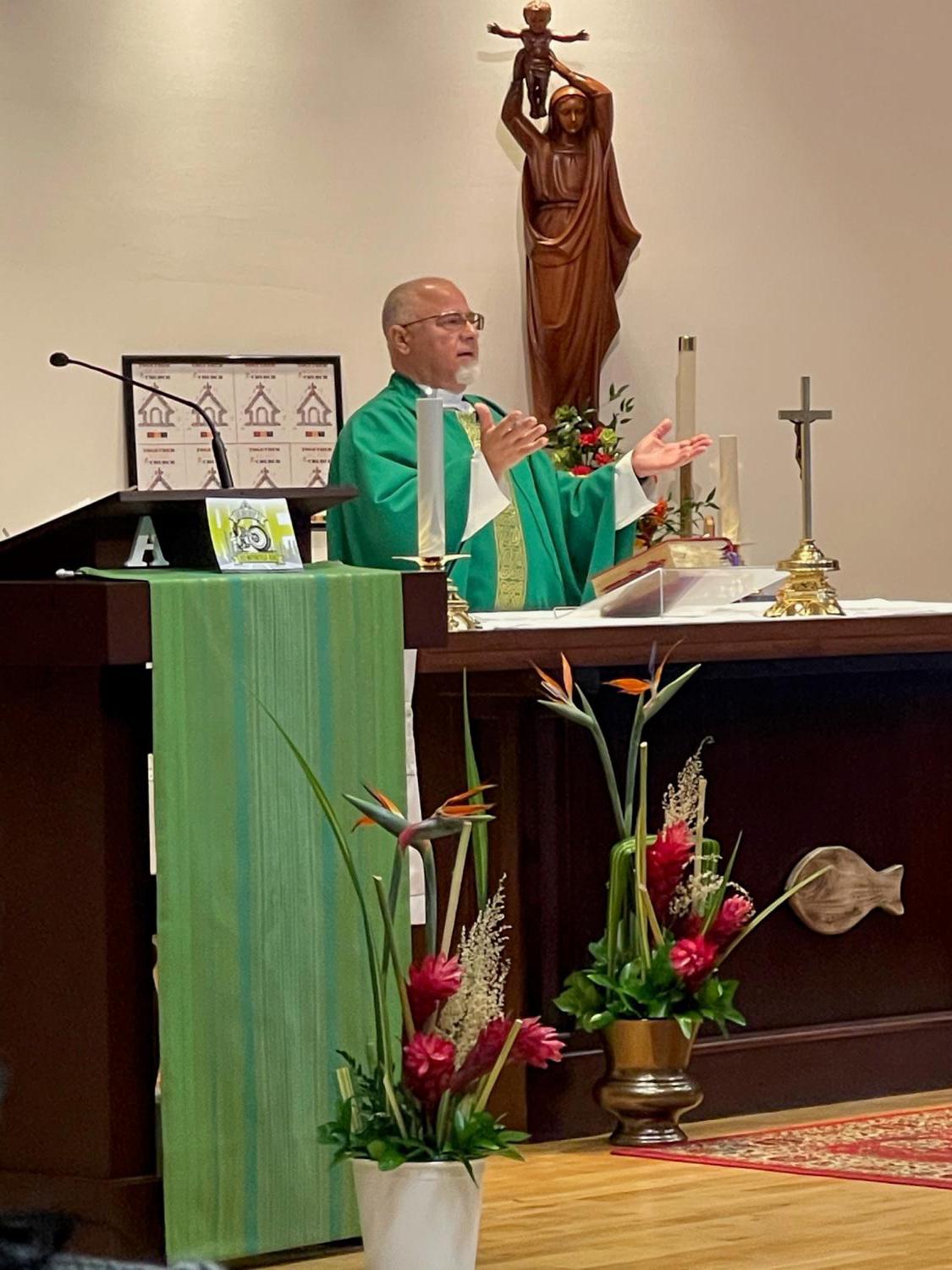 ADOM :: Mother of Our Redeemer begins Catholic Schools Week with Mass