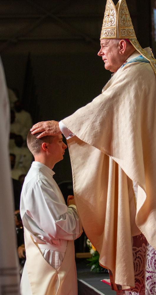 ADOM :: 8 New Priests Ordained For Miami